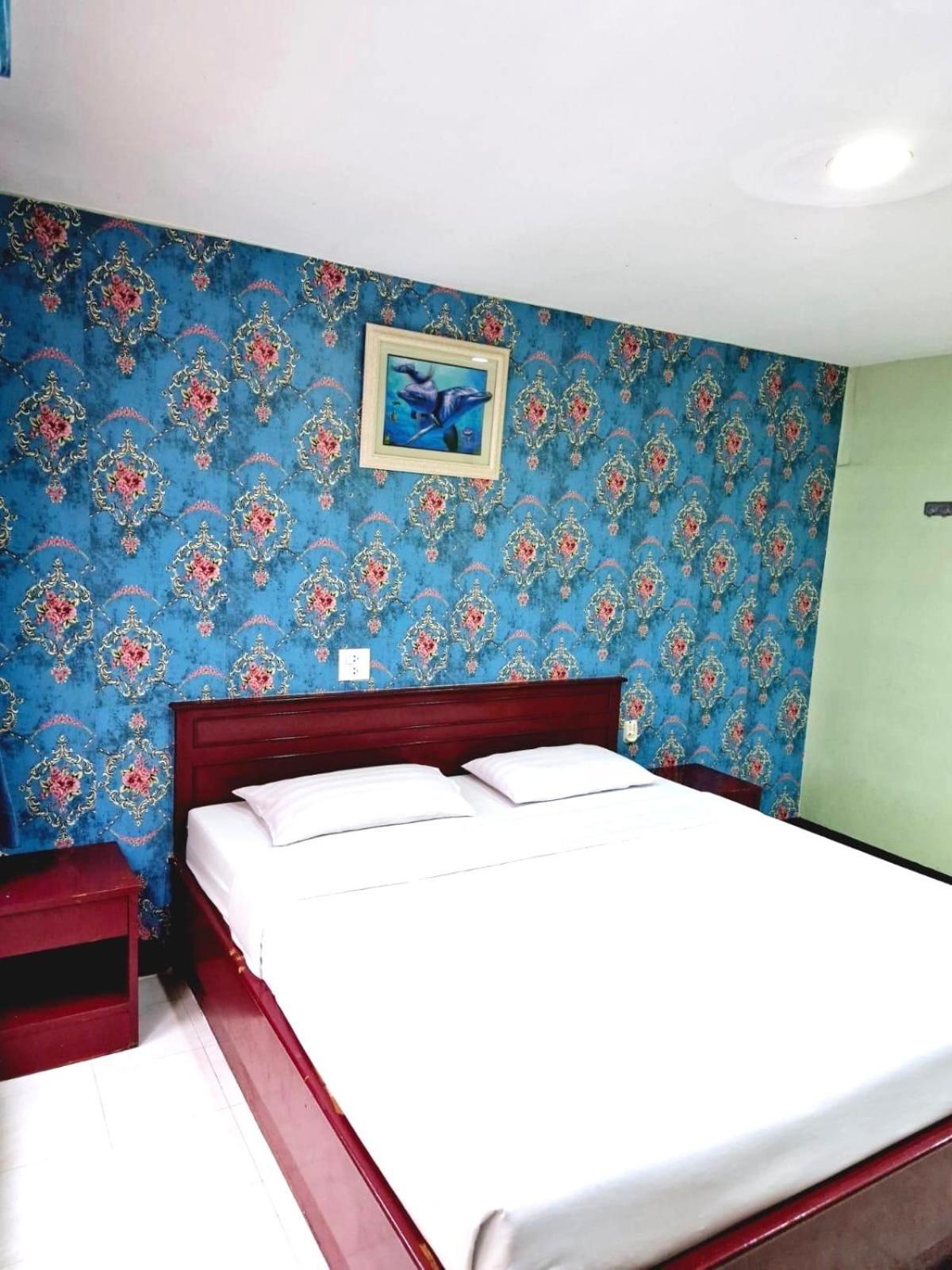 Woodlands Inn Бангкок Экстерьер фото